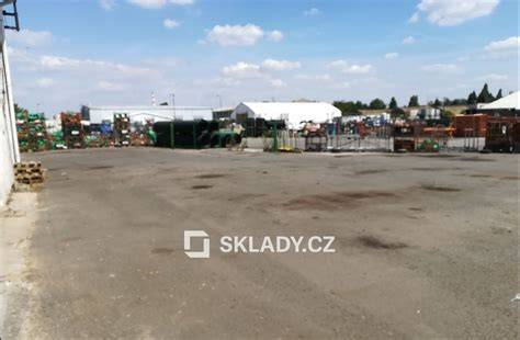 kompostová plocha a skladu vaků Náklo