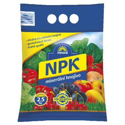 granulované minerální hnojivo obrázek